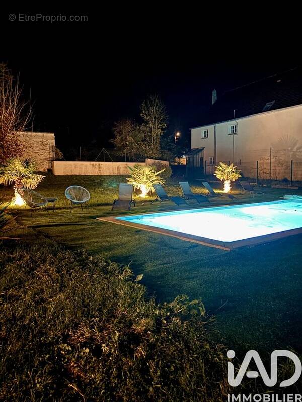 Photo 1 - Maison à VENIZY