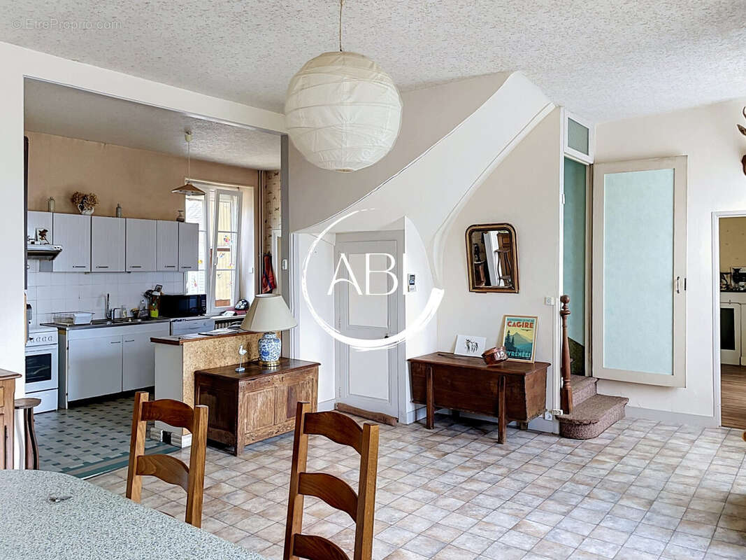 Maison 185 m² à Beaulandais  - photo 5