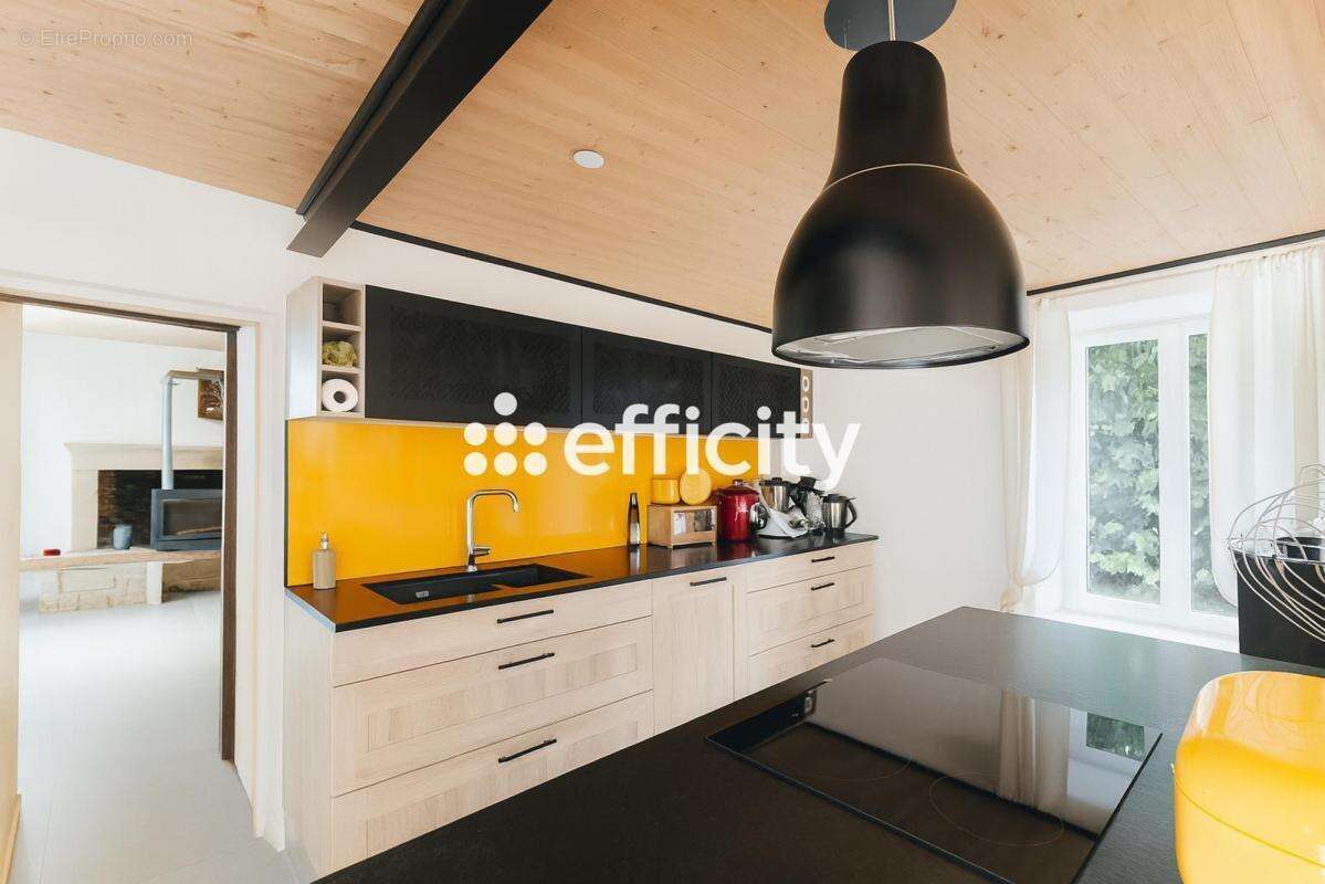 Maison à CHAMPIGNY-LE-SEC