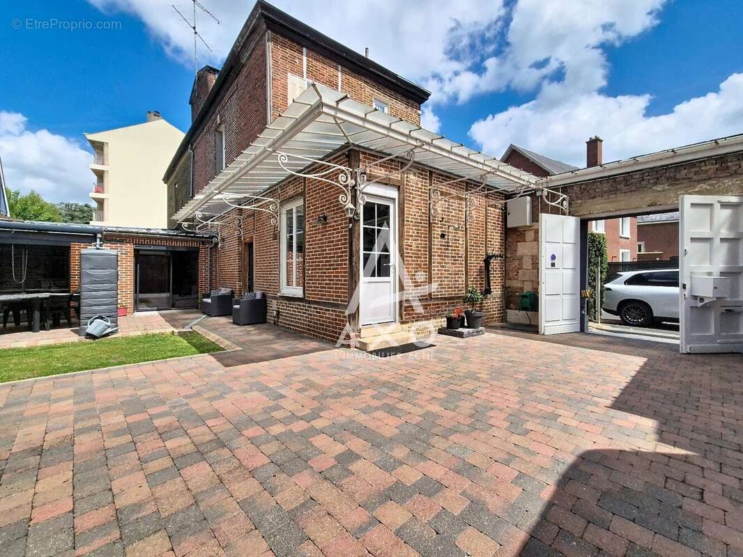 Maison à BEAUVAIS