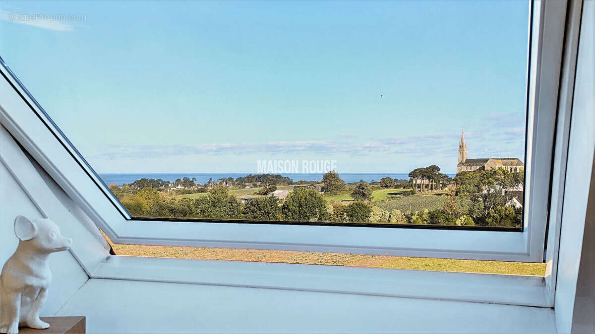 Maison à PLOUGRESCANT