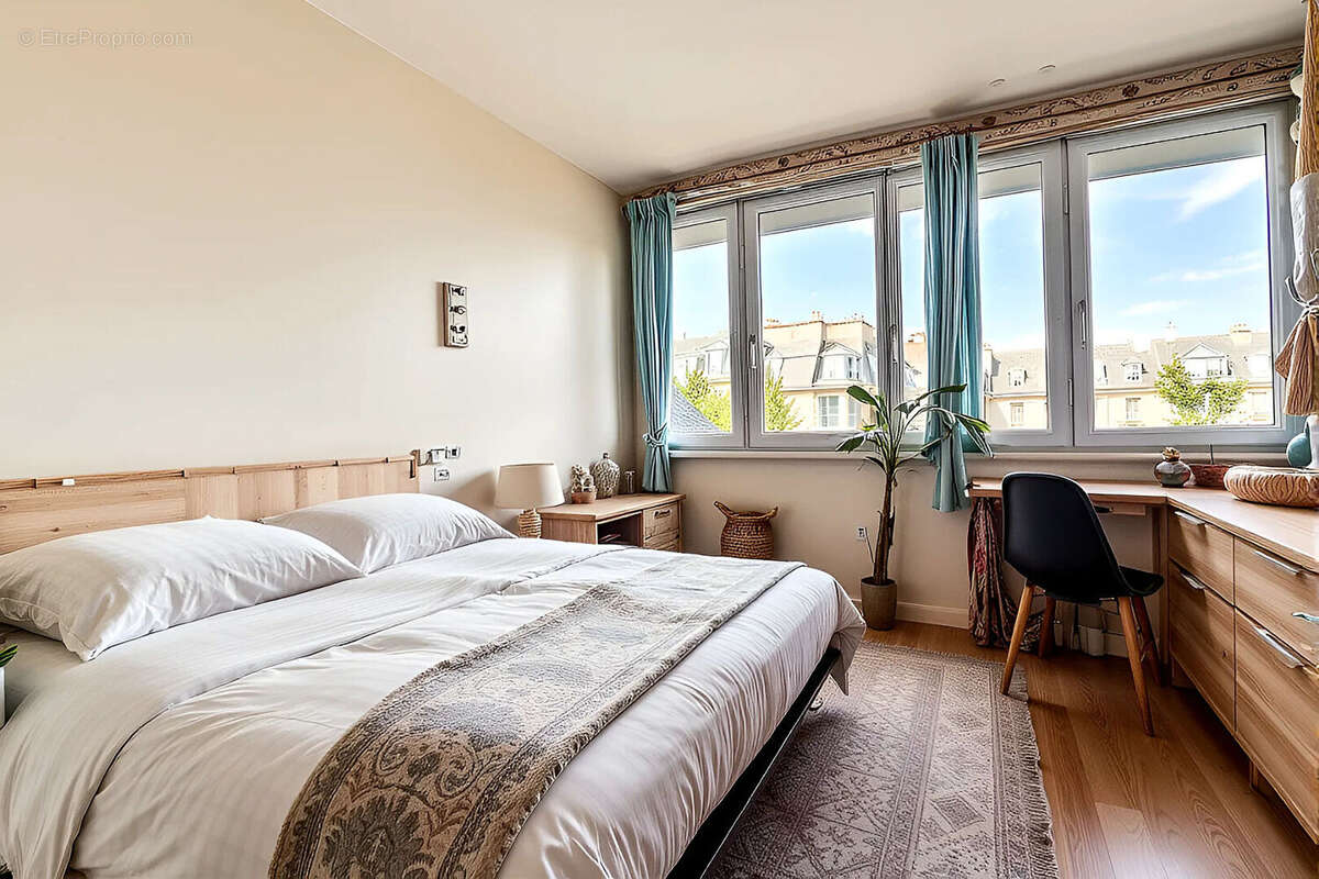 Appartement à COLOMBES