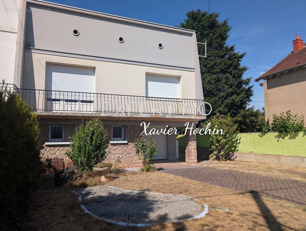 Maison à MONTLUCON