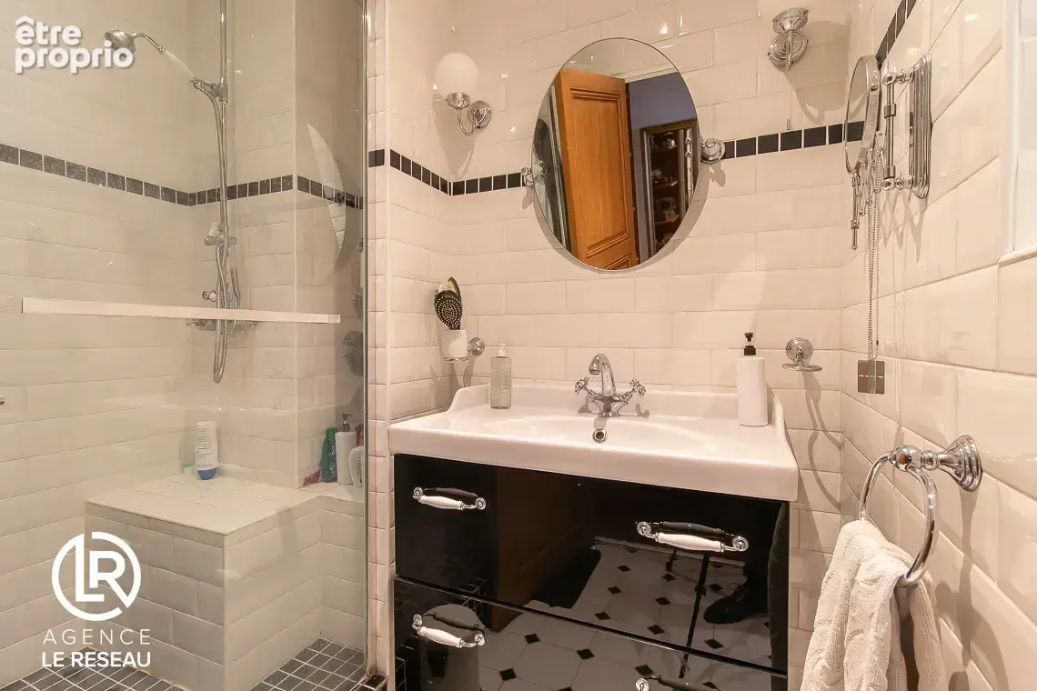 Appartement familial  avec 4 chambres situé dans le quartier Greffulhe - photo 12
