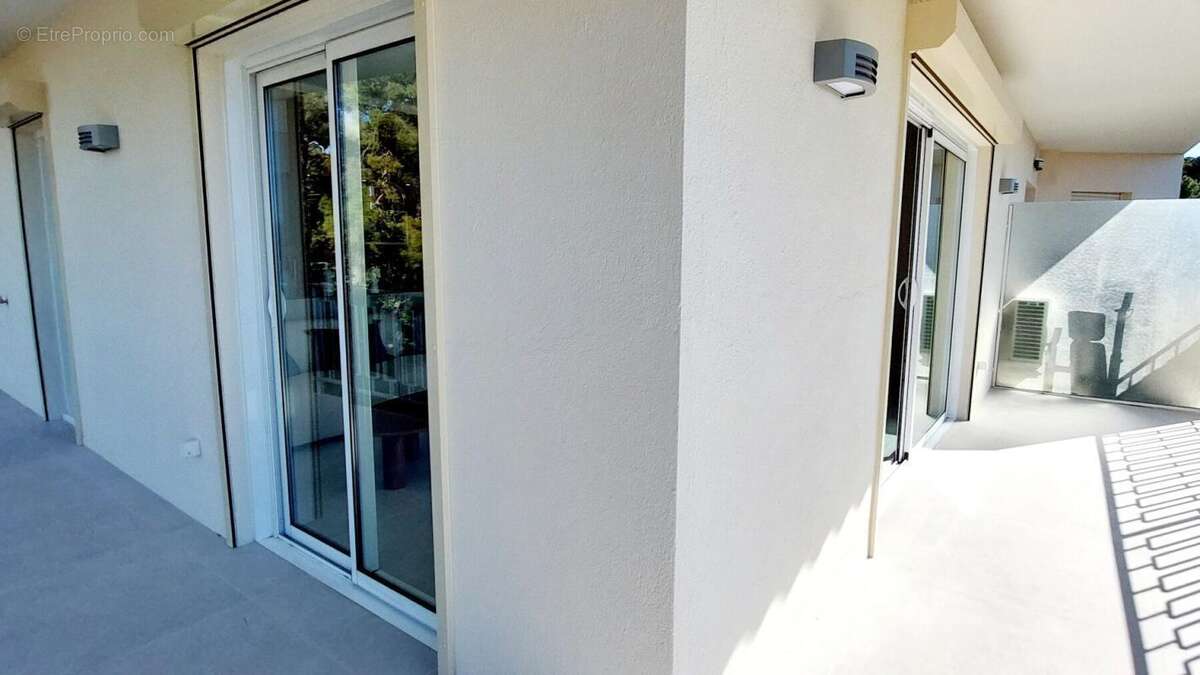 Cannes Oxford , Vue Mer Panoramique , appartement 3 pièces 86.04 m² - photo 12