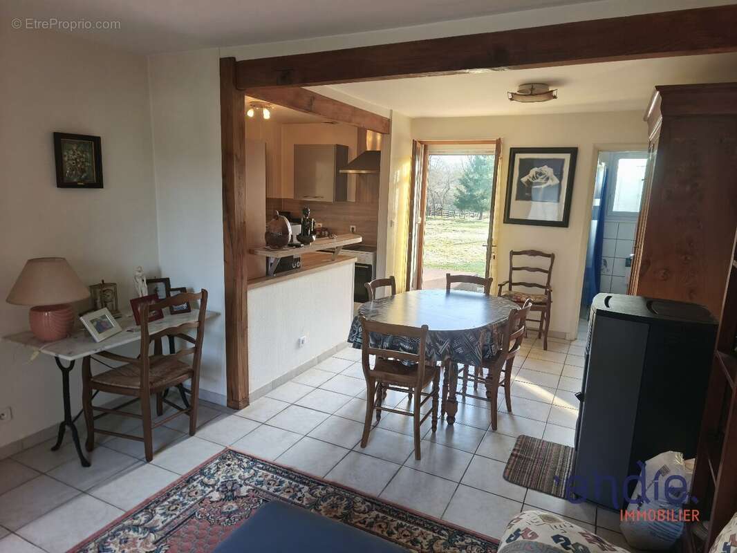 Maison à COSNE-D'ALLIER