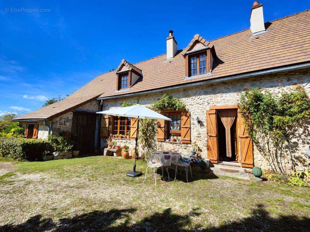 Maison à SAINT-HILAIRE-LES-ANDRESIS