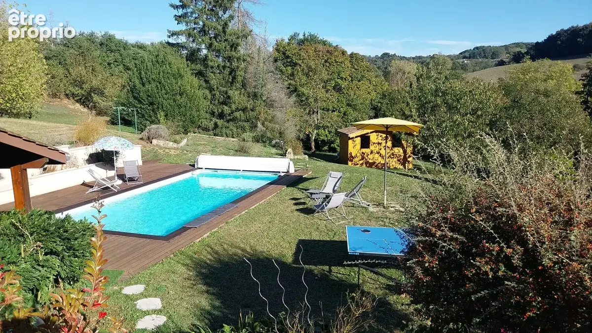 LES CÔTES-D'AREY - Maison 181 m², 5 chambres, piscine et terrain de 3 805 m² - photo 3