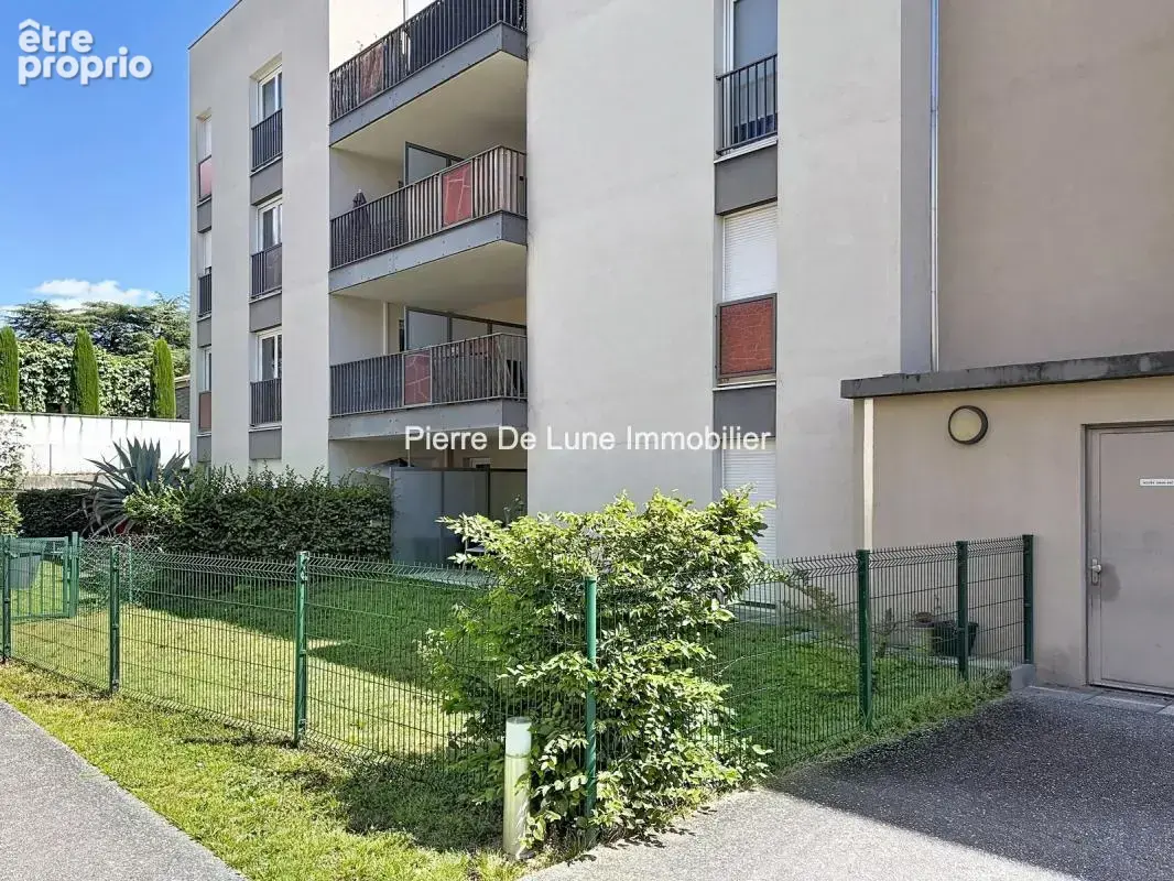 Appartement 2 pièces 42 m² à vendre à Champagne-Au-Mont-D'or (69410) - photo 2