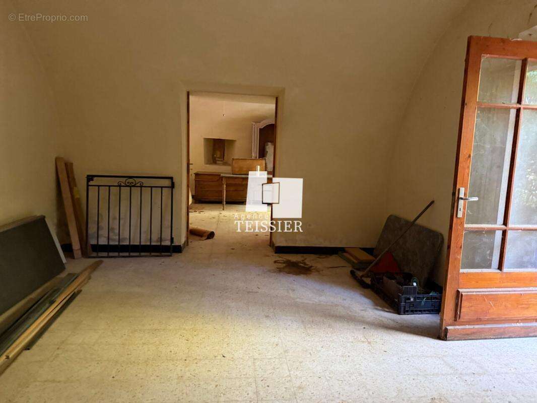 Maison à SAINT-PAUL-LE-JEUNE