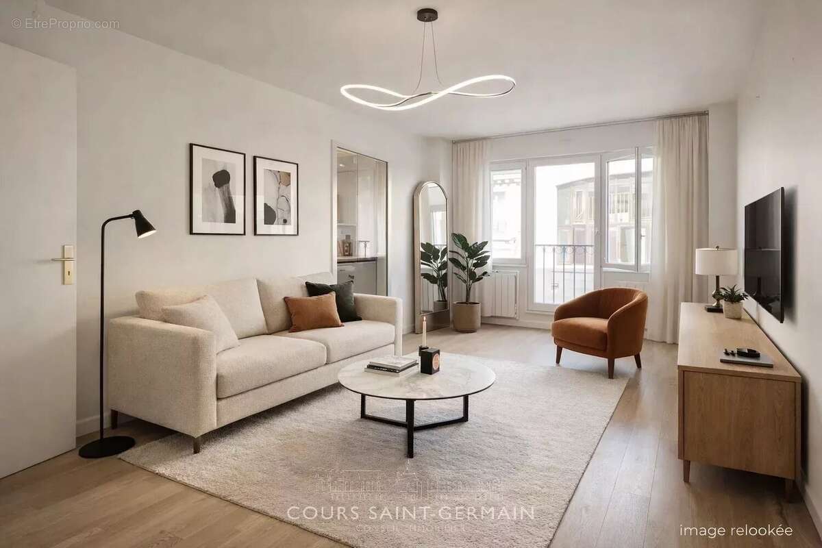 Appartement à PARIS-18E