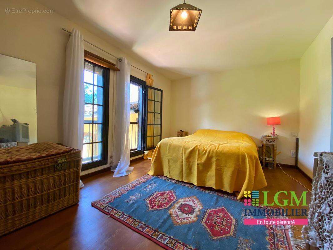 Maison à MONTESQUIEU-GUITTAUT