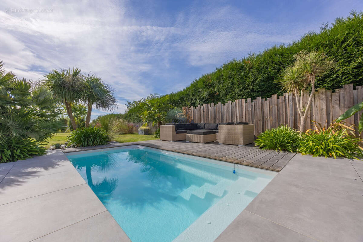 Maison à SAINT-PHILBERT-DE-GRAND-LIEU