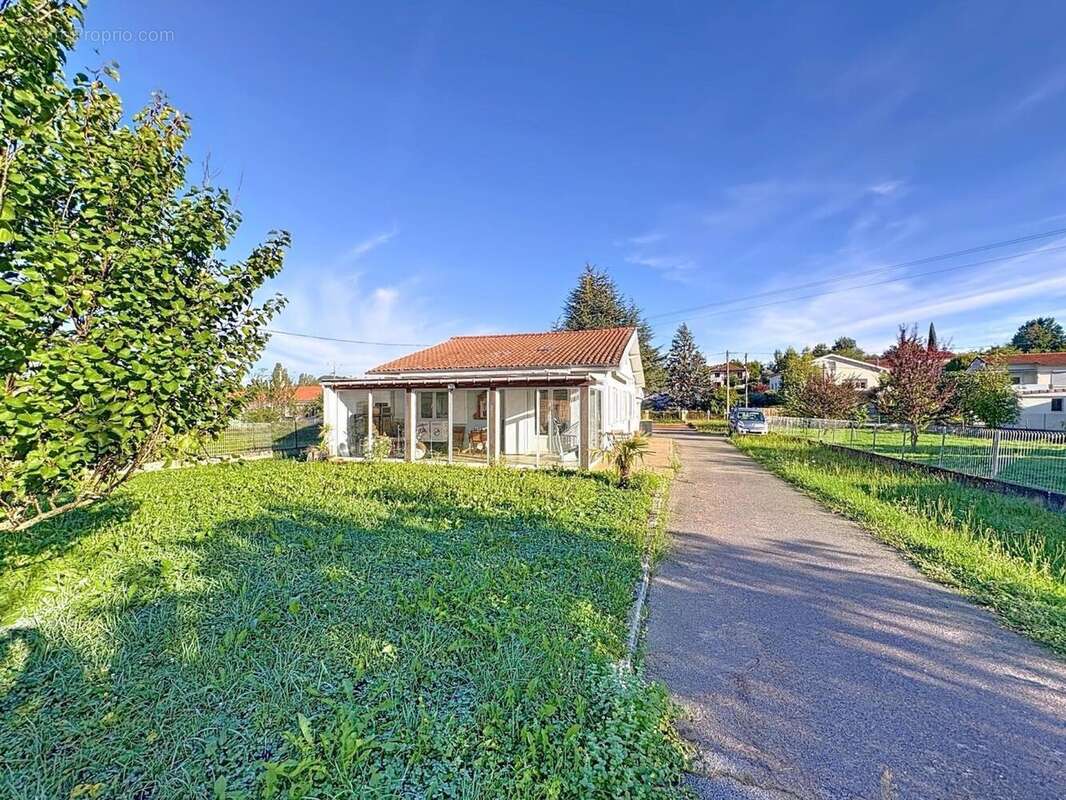 Photo 2 - Maison à LAROQUE-D&#039;OLMES