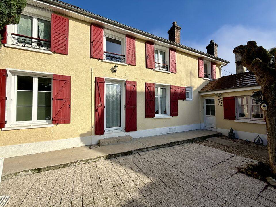 Maison à DONNEMARIE-DONTILLY