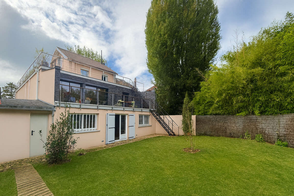 Maison à SOISY-SOUS-MONTMORENCY