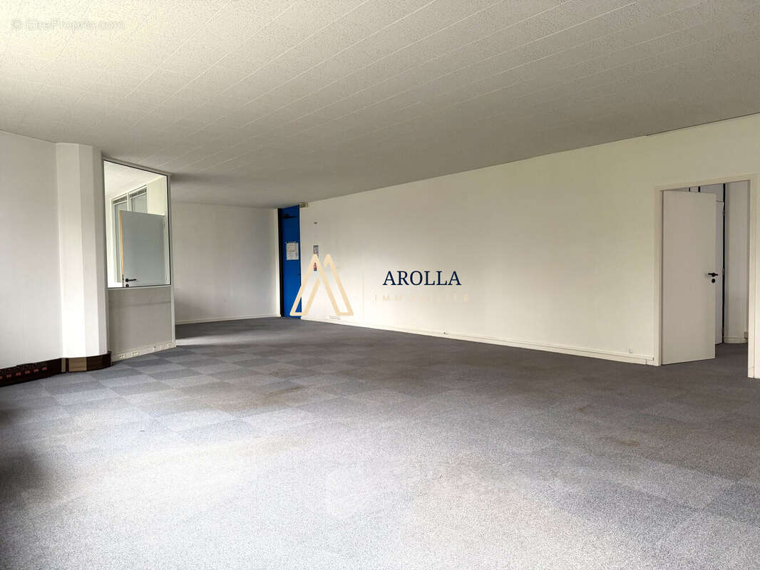 Commerce à ARCHAMPS