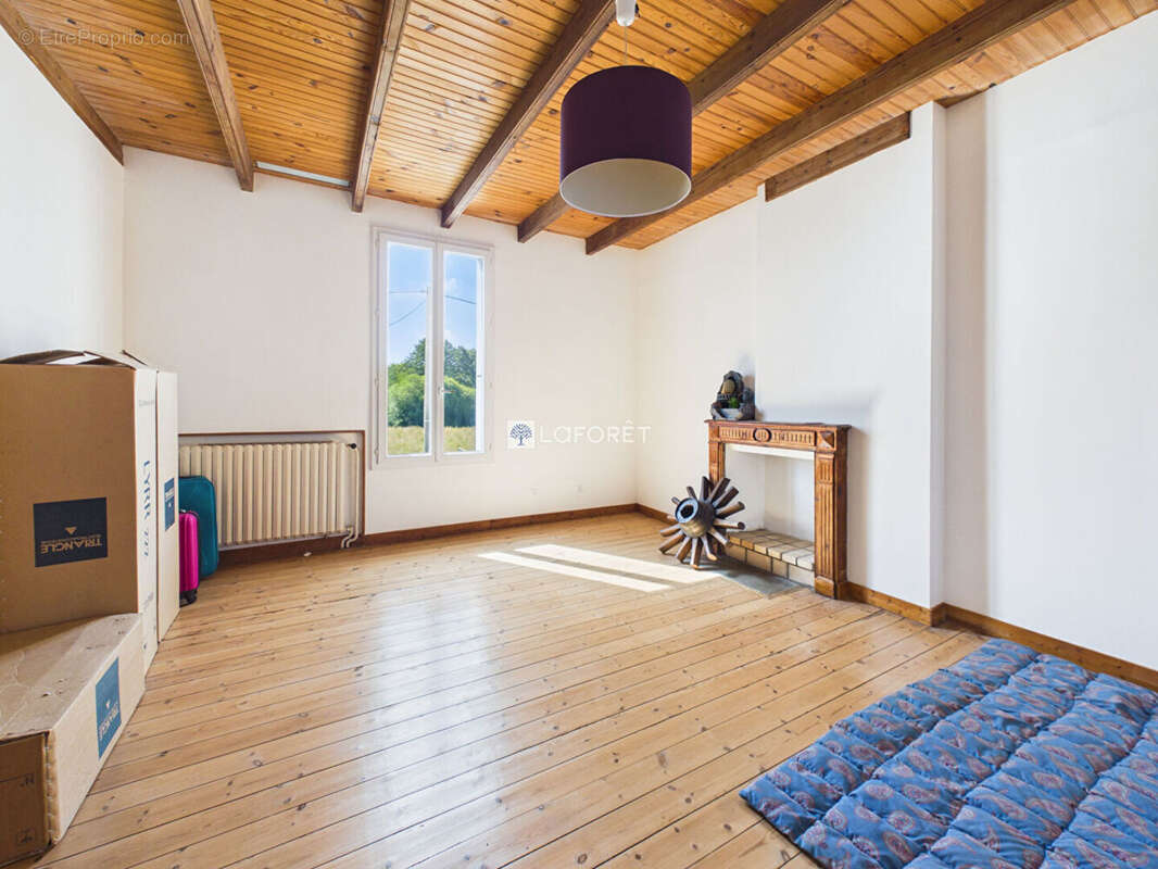 Maison à QUIMPERLE