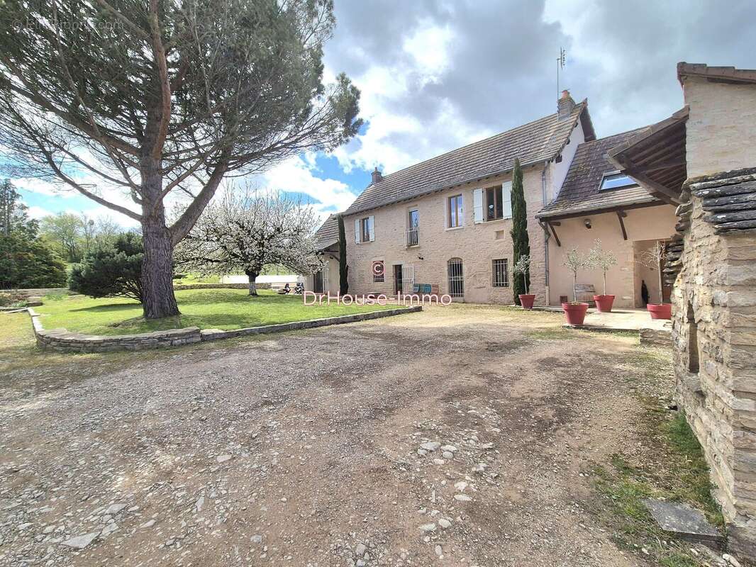 Maison à CHALON-SUR-SAONE