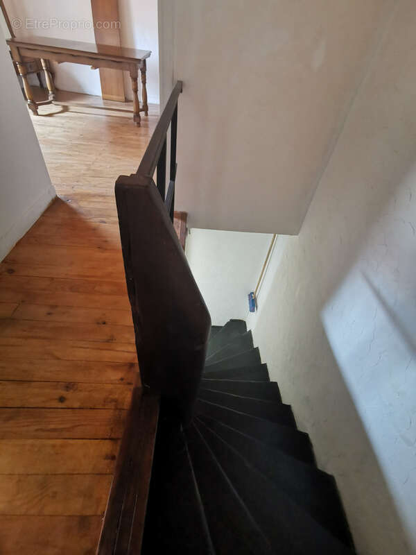 Maison de village en pierres sur MONTALIEU-VERCIEU - photo 12