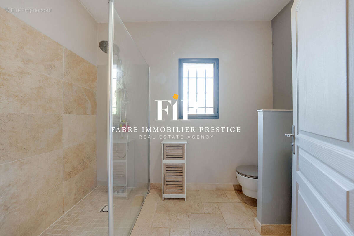 Maison à SAINT-MAXIMIN-LA-SAINTE-BAUME