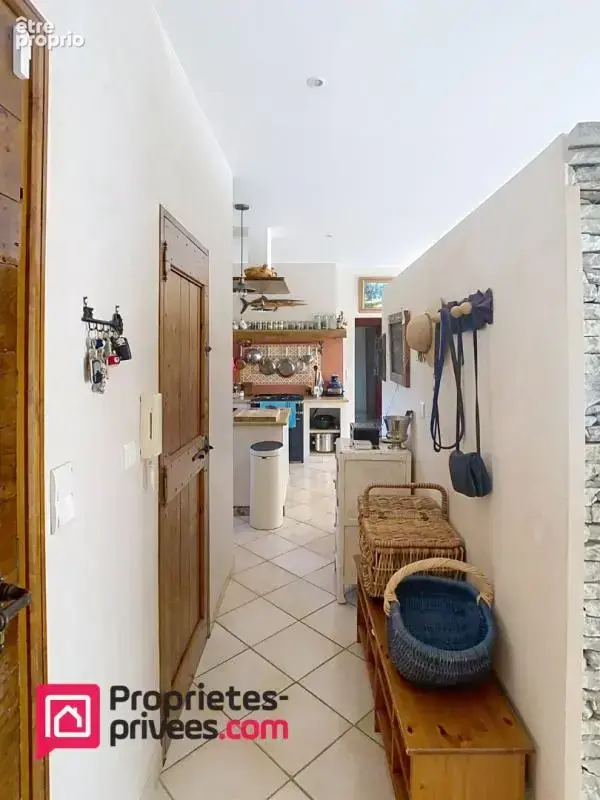 Maison Plan D Aups Sainte Baume 5 pièce(s) 197m² - photo 11