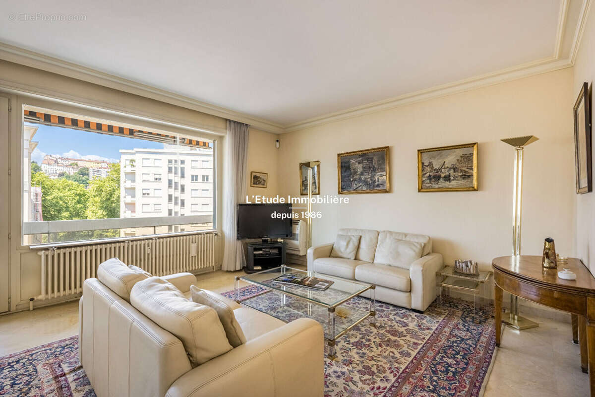 Appartement à LYON-6E