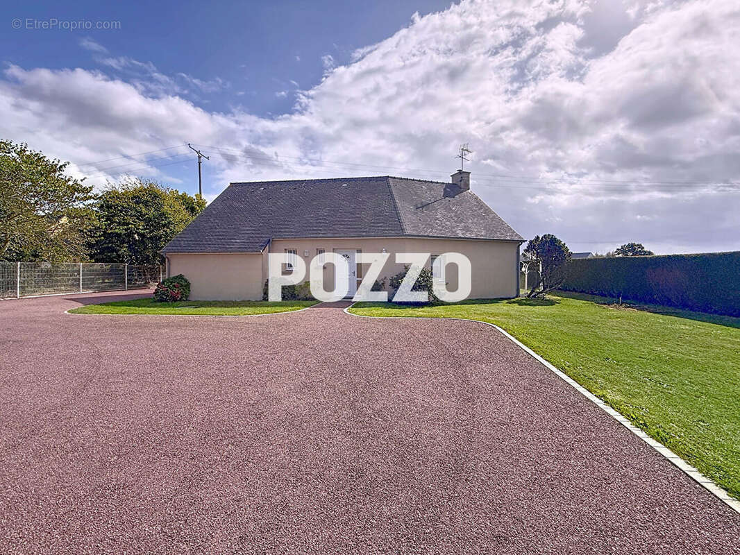 Maison à SAINT-PLANCHERS