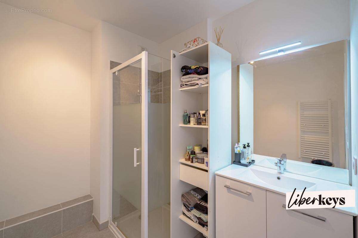 Appartement à MARSEILLE-13E