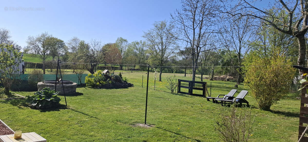 Propriété avec deux maisons et un gîte sur 7000m2 de jardin - photo 28