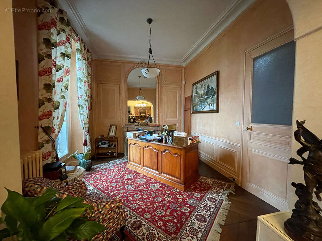 Maison à COULOMMIERS