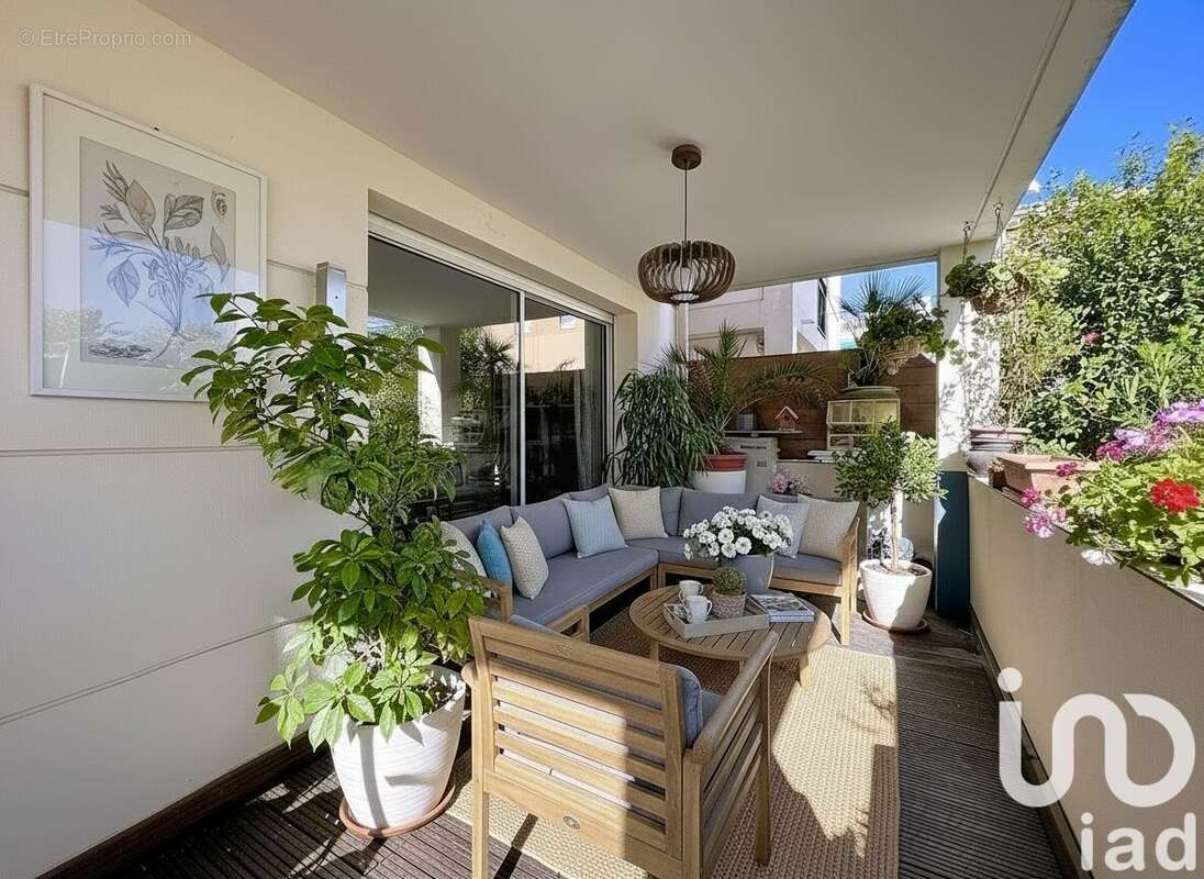 Photo 2 - Appartement à MARSEILLE-13E