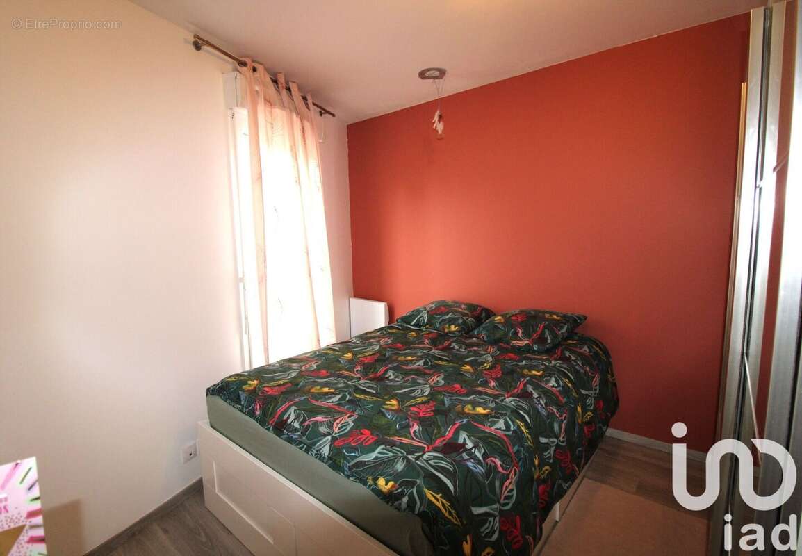 Photo 8 - Appartement à QUINCY-SOUS-SENART