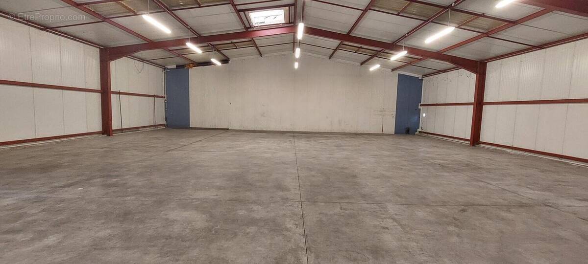 Photo 1 - Commerce à DUTTLENHEIM