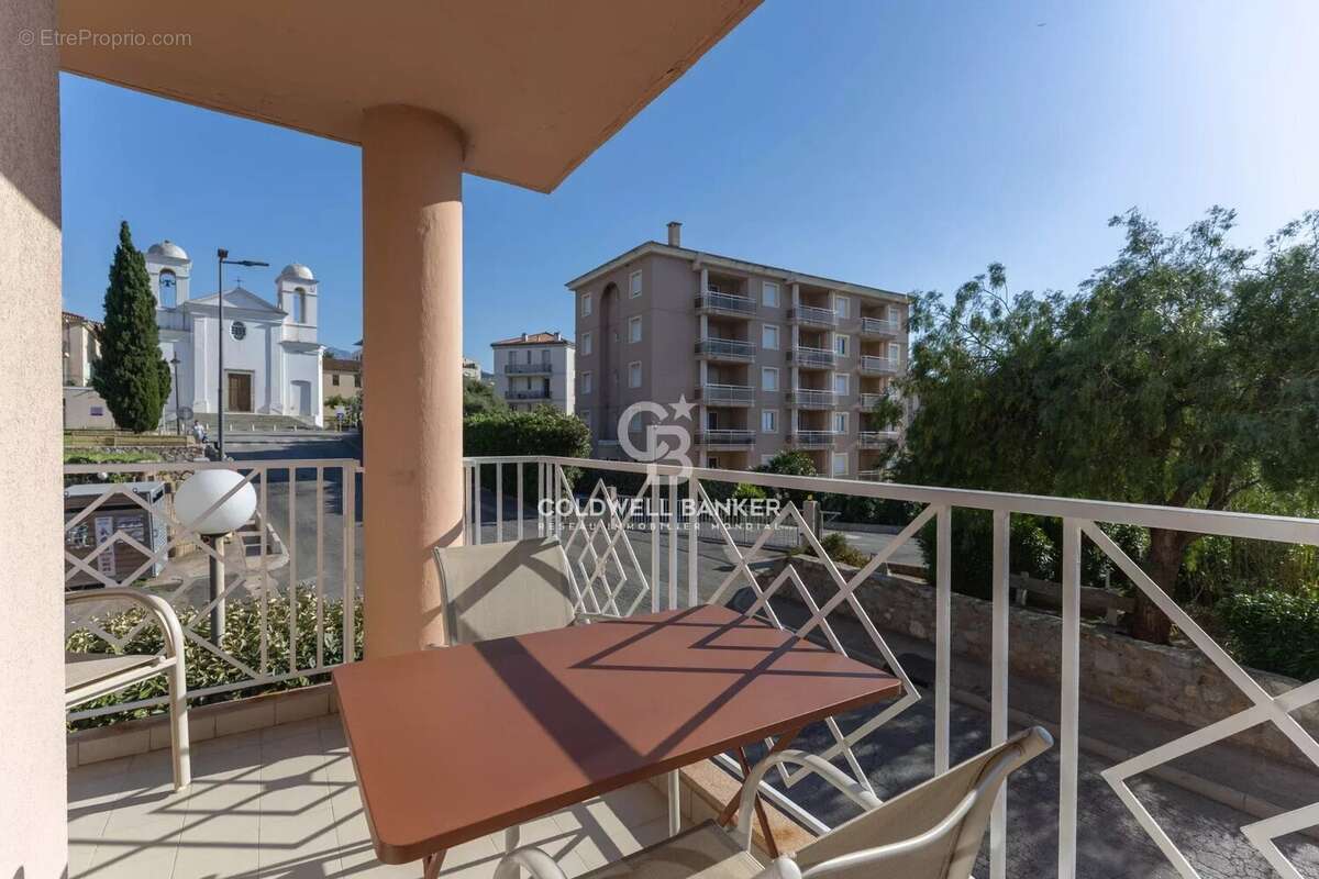Appartement à L'ILE-ROUSSE