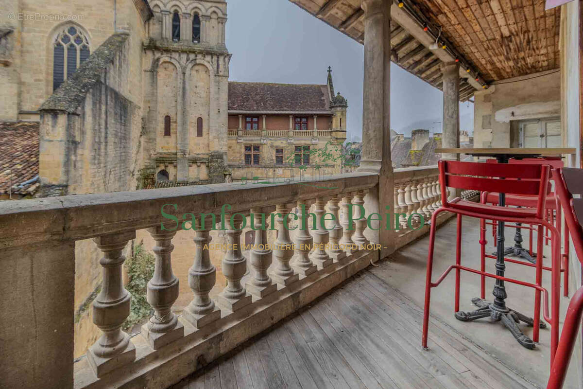 Appartement à SARLAT-LA-CANEDA