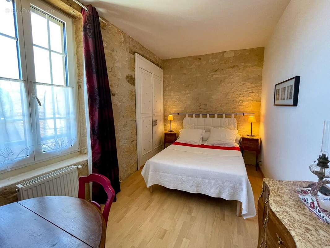 Maison à EXCIDEUIL