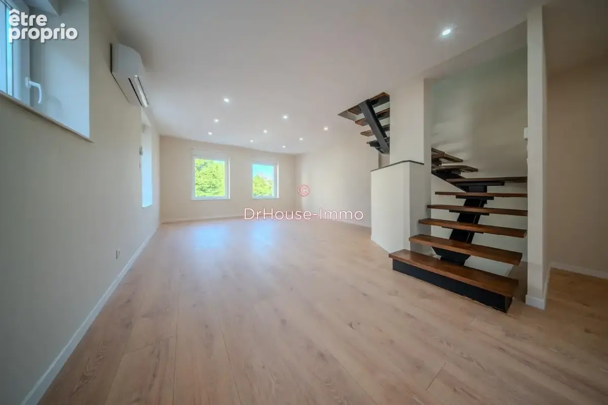 Maison 4 pièces 98 m² à vendre à Riedisheim (68400) - photo 2