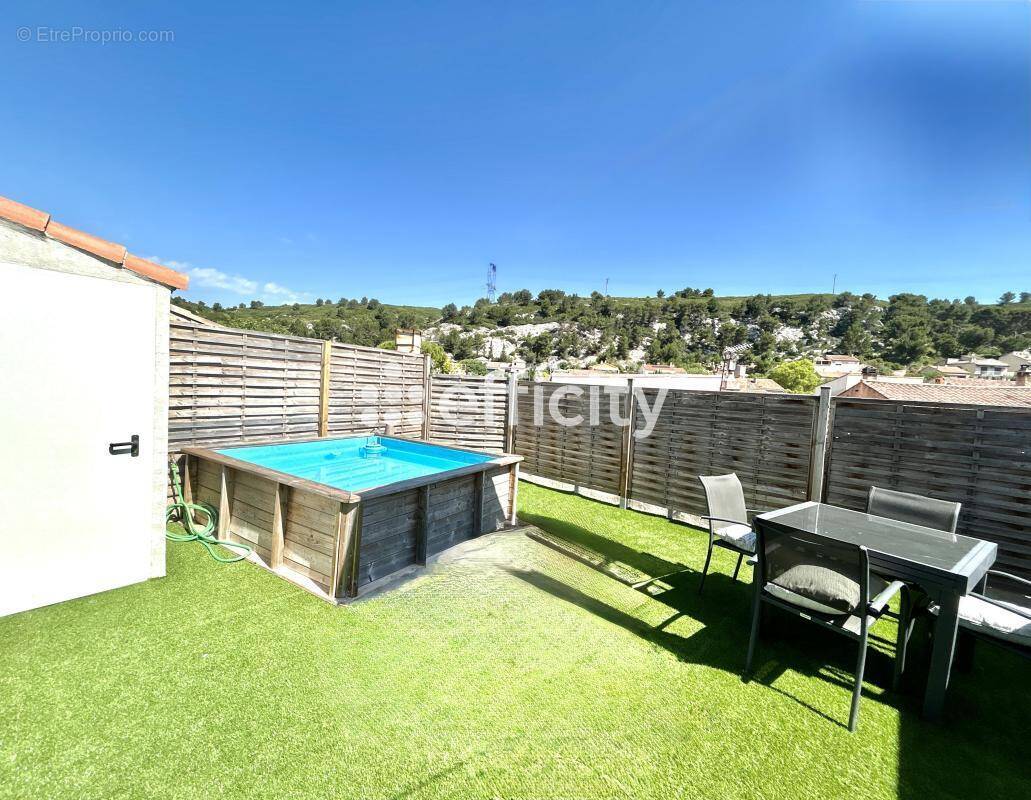 Maison à ENSUES-LA-REDONNE