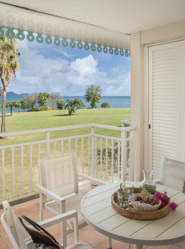 Appartement à SAINTE-LUCE