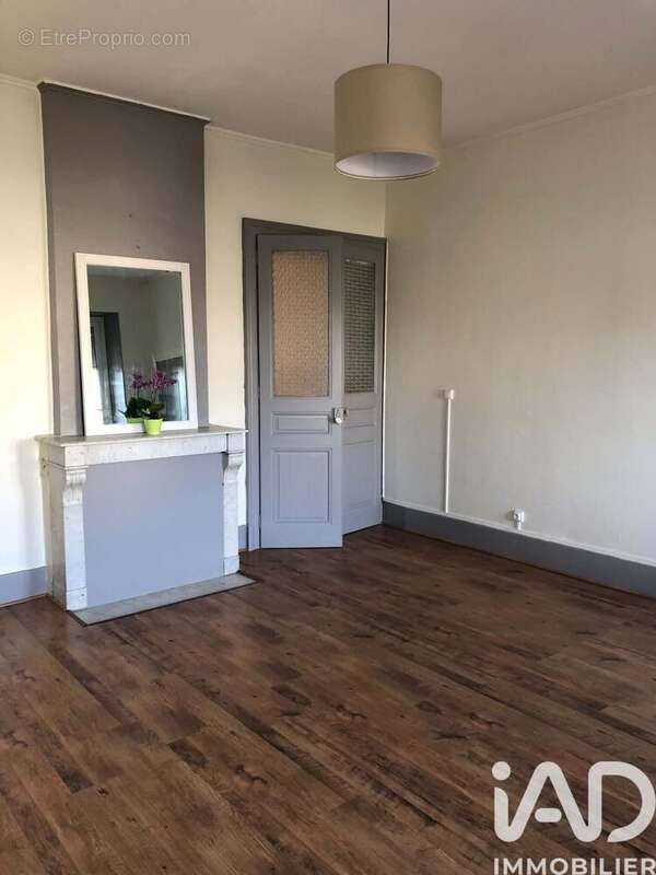 Appartement 100 m² à Vesoul  - photo 9
