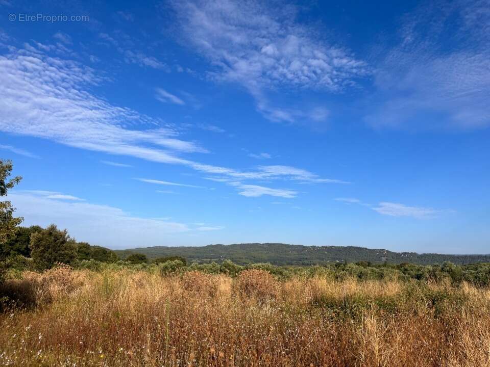 Terrain à ROGNES