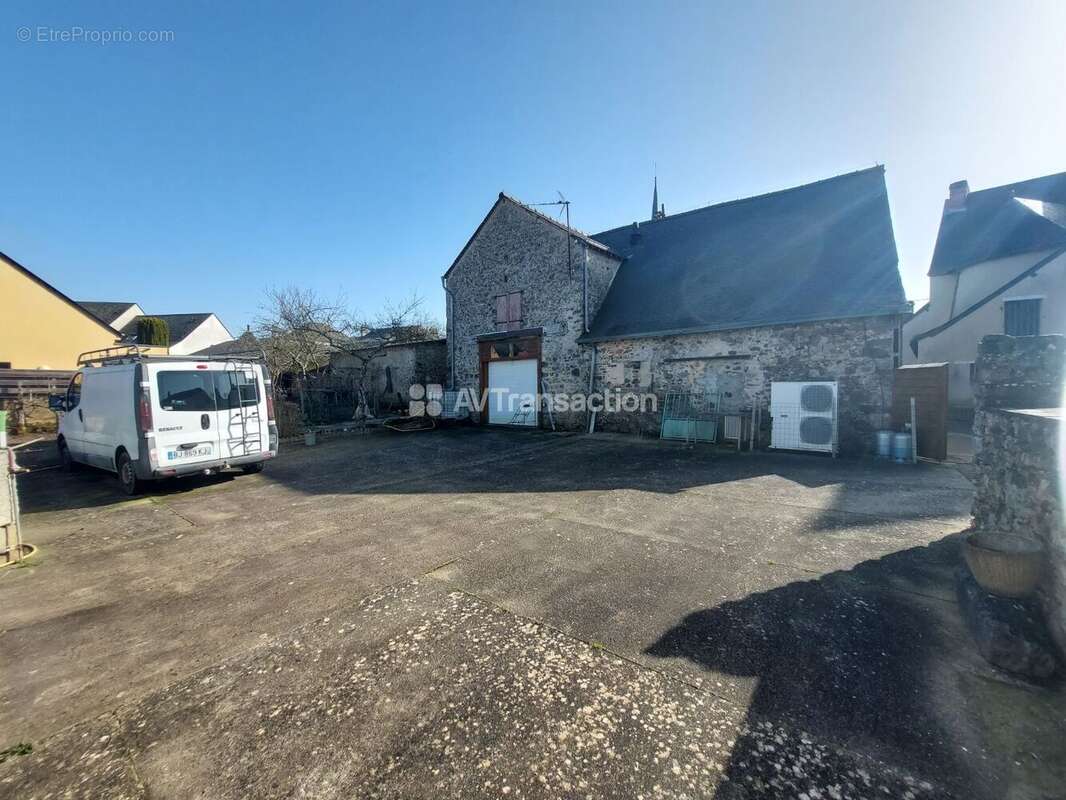 Maison à ARGENTRE