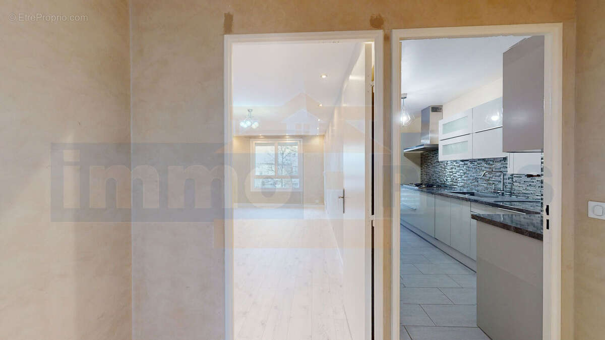 Appartement Plaisir 3 pièces 71 m2 + 1 garage en sous-sol - photo 10