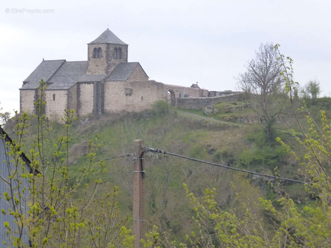 Maison à DAUZAT-SUR-VODABLE