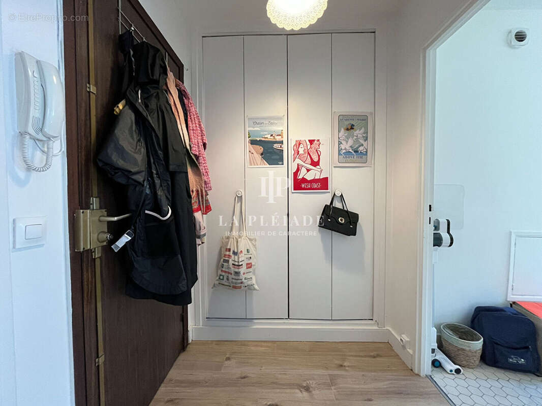 Appartement à PARIS-19E