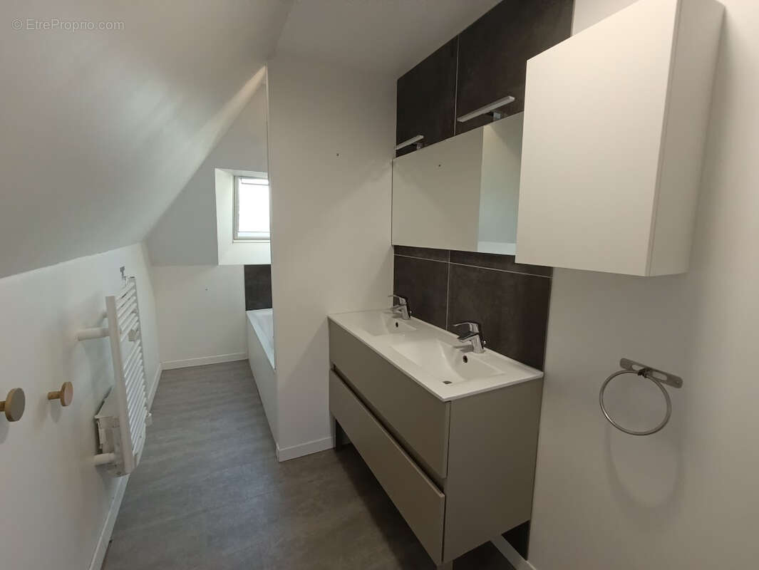 Maison à PLESSIX-BALISSON