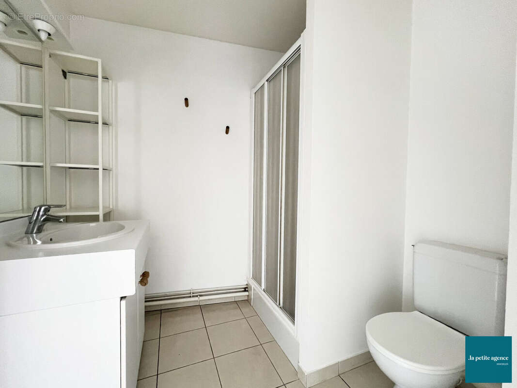 Appartement 42 m² à Caen  - photo 9