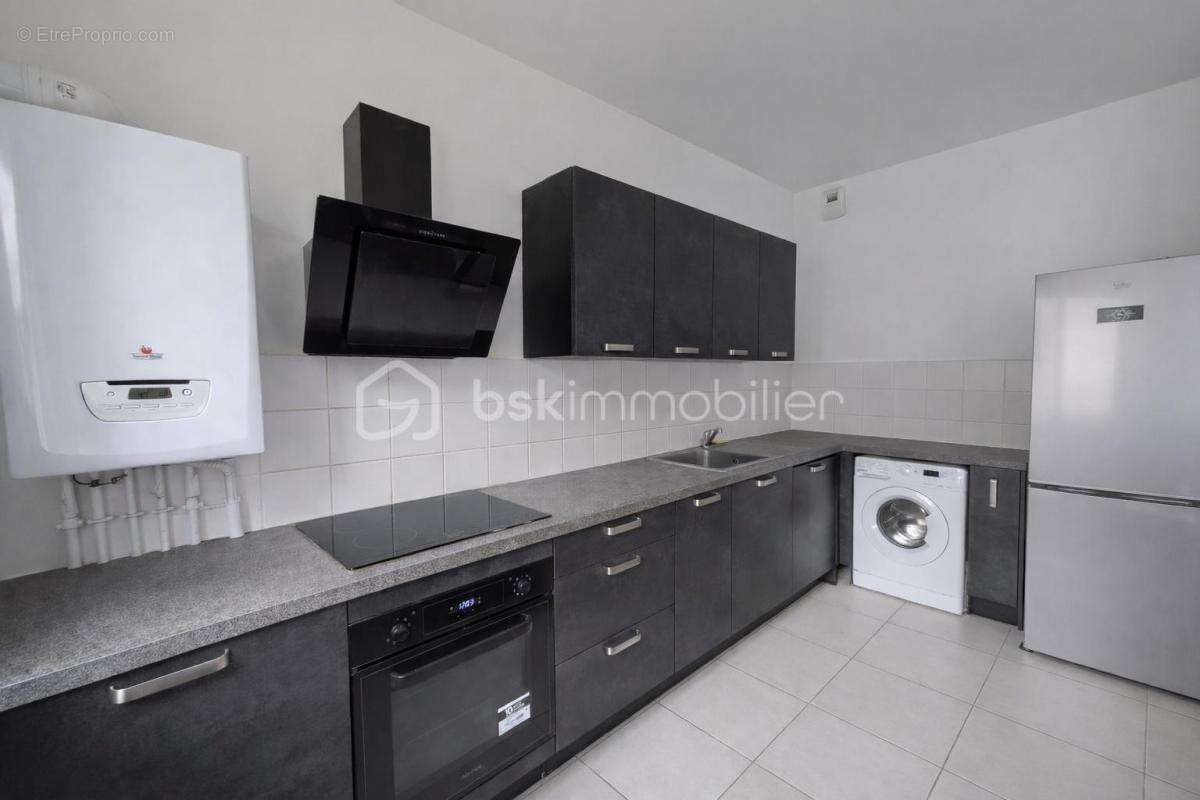 Appartement à FLEURY-LES-AUBRAIS