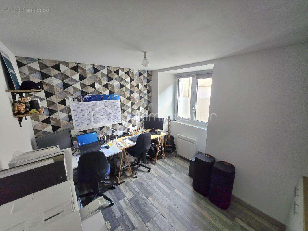 Maison à CHALONS-DU-MAINE